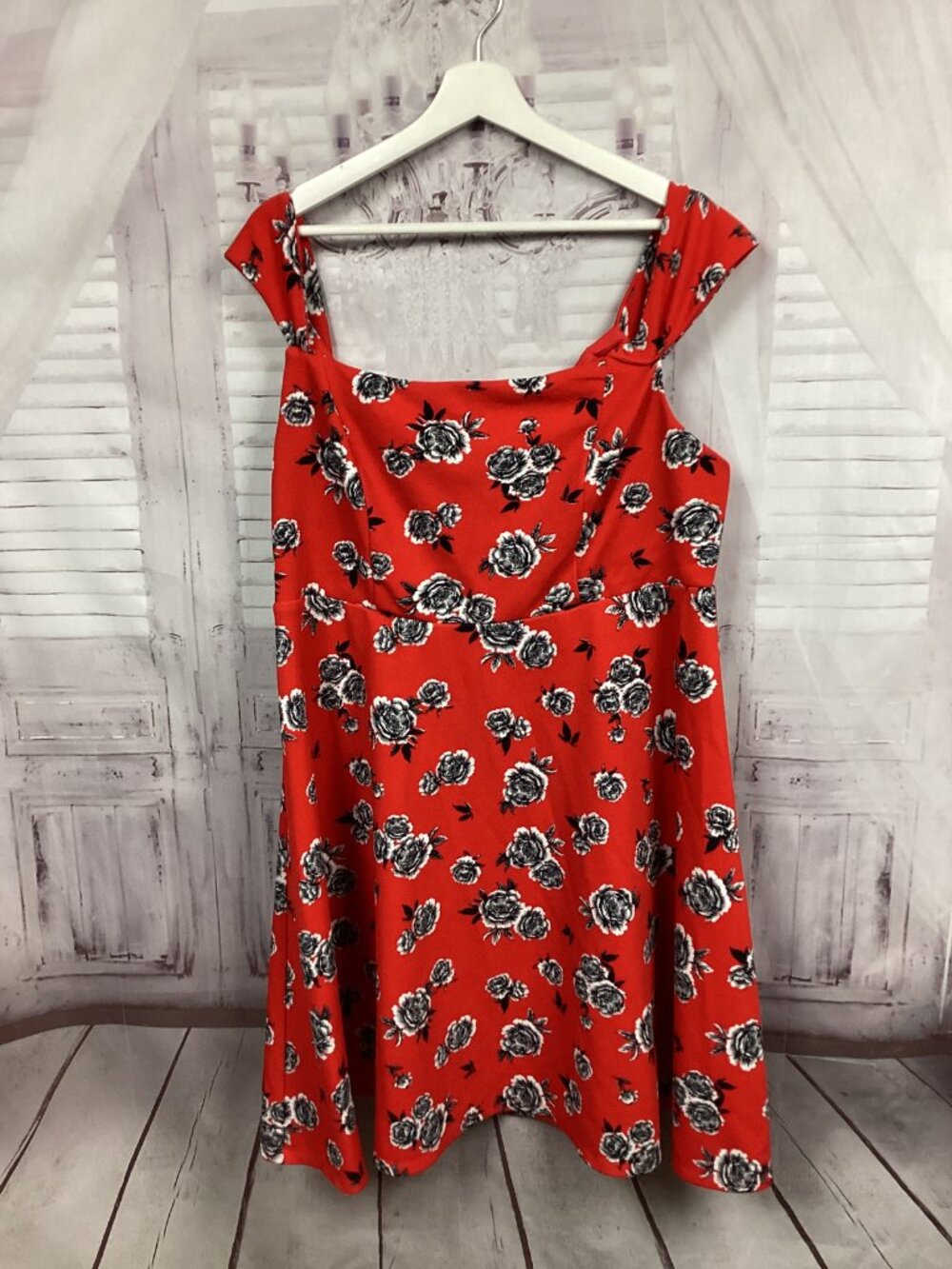 Torrid Red Floral Dress Midi Sleeveless 2X - Picture 8 of 8